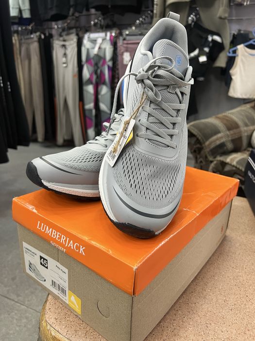 Продам кросрвки 45 размера. Nautica и Lumberjack