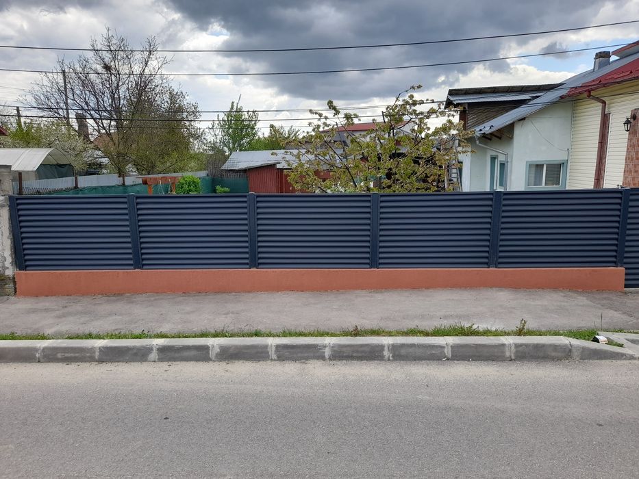 Garduri si porti din panou stil jaluzele, sipca metalica, BCA, plasa