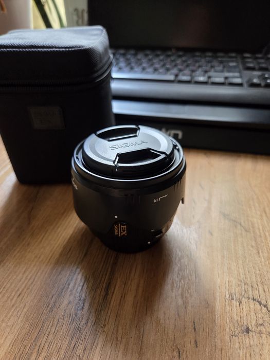 Обьектив Sigma 30mm f1.4