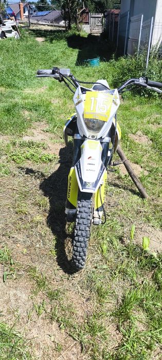 Vând motocicleta alfarad t5