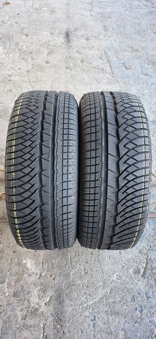 2 anvelope iarna ca si noi  Michelin,245/55/17.Pretul  este pe bucata