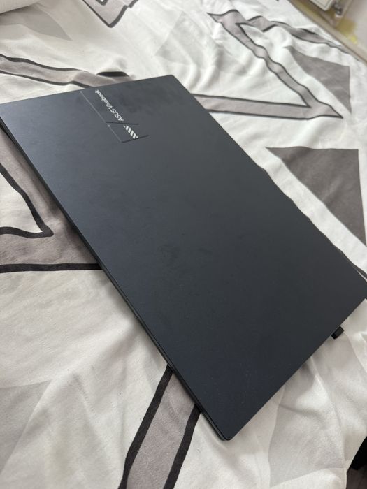 Asus Vivobook 15 i5-13420H 16GB RAM 512GB SSD