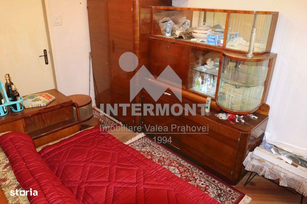Apartament 3 camere Sinaia- etaj intermediar