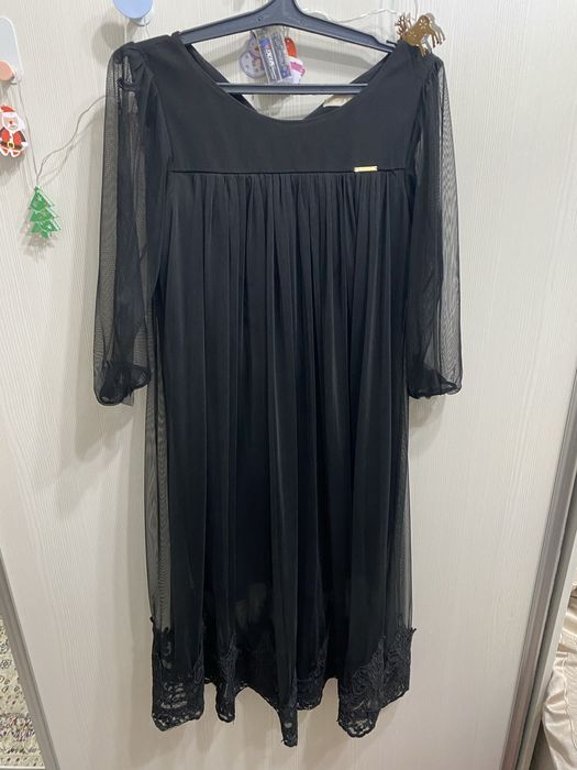 Платье черное