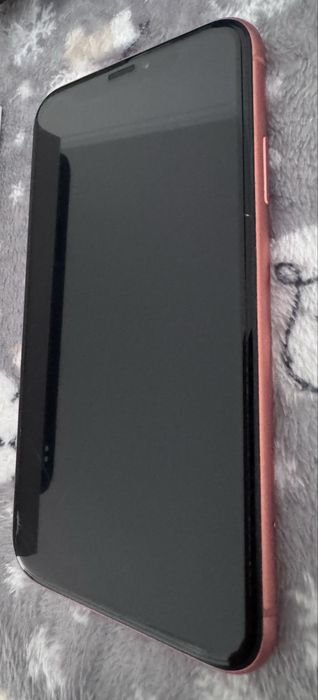 iPhone XR продаю хорошом состояний