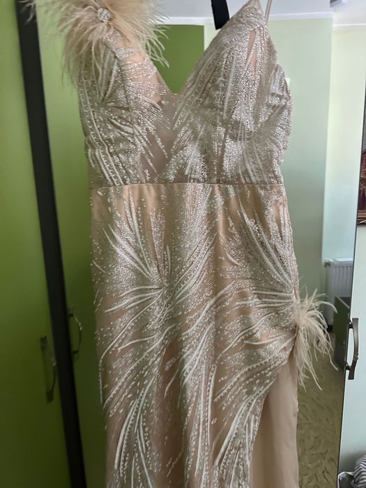 Бална рокля носена само веднъж!!!