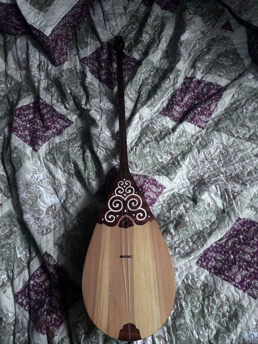 Домбыра продается