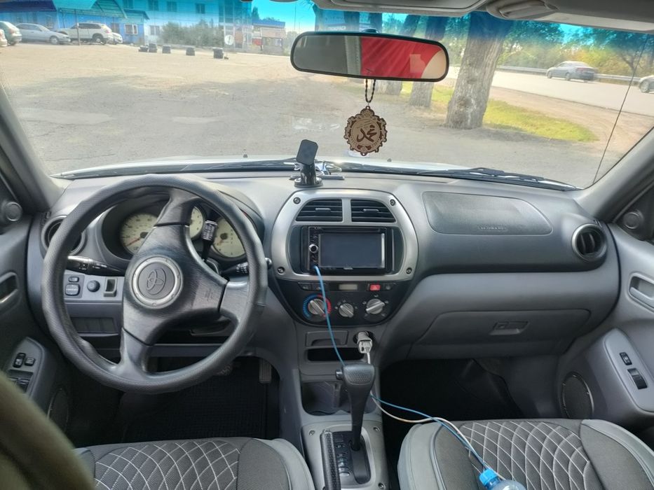 Тойота Рав4 продам