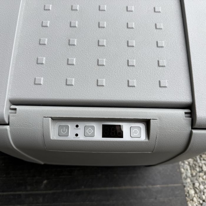 Frigider auto freon Dometic
