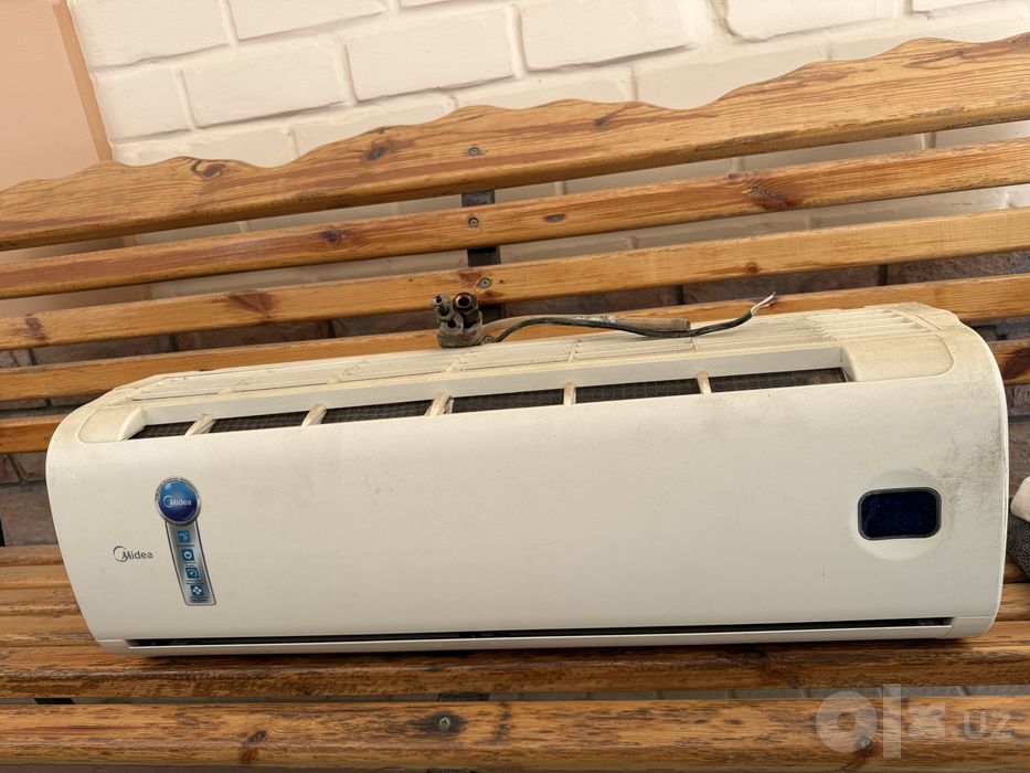 Кондиционер Midea 12 - нерабочий