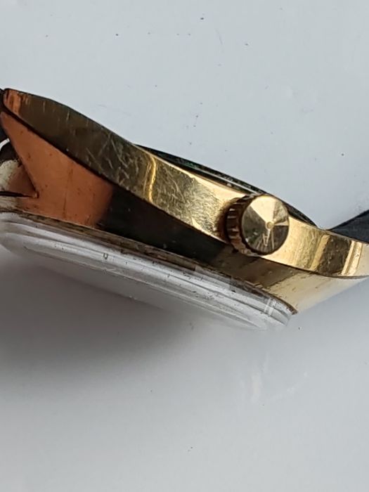 Ceas Poljot Calendar Mecanic Placat cu aur 36 mm Funcționează excelent