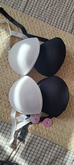 Два (силиконови) залепящи сутиена,Dune Lo