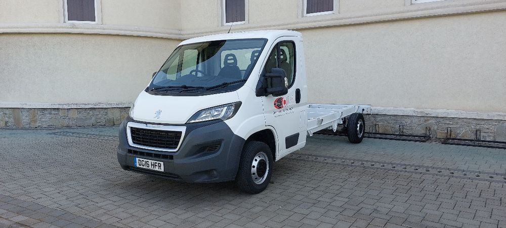 Peugeot Boxer din 2016 motor 2.2 Manual Volan pe dreapta Anglia