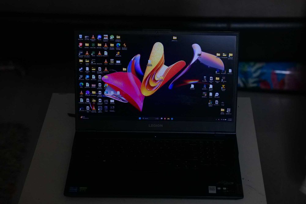 Vând Laptop Gaming Lenovo Legion 5 i5-11400H,RTX 3060  24 gb Ram