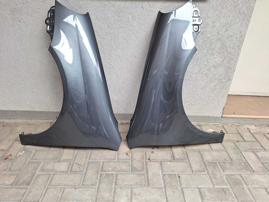 Aripa Fata Dreapta & Stanga VW Jetta 3 An 2005-2011 Vopsita Gri Inchis