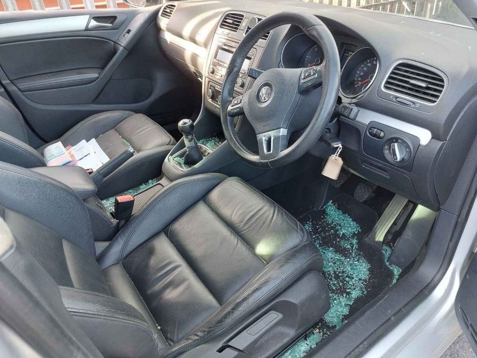 Consola centrala Volkswagen Golf 6 2011 HATCHBACK 2.0 CFFB