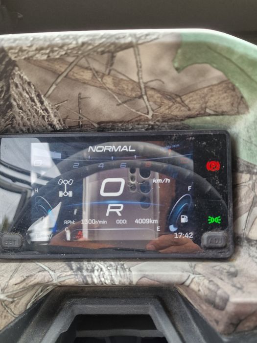 Vând Buggy  CFmoto  Uforce 1000XL MY2023