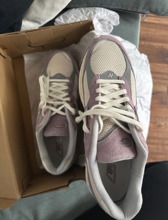 New Balance U2002 NOI