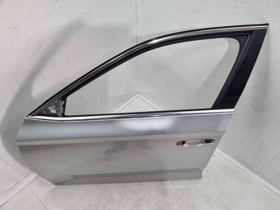 Usa stanga fata Skoda Superb III (3V3) [Fabr 2015-prezent] LA7W
