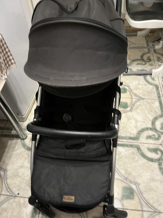 Детская раскладная коляска