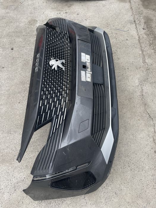 Предна броня Пежо 3008/ 5008 2021г (bronq Peugeot 3008)