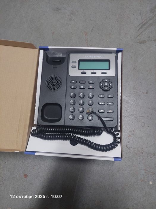 IP телефон Grandstream GXP1610/1615