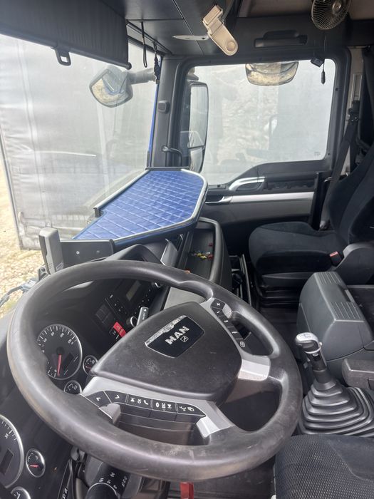 Vand ansamblu  man tgx 18.440 +semiremorca kogel sau schimb cu utilaje