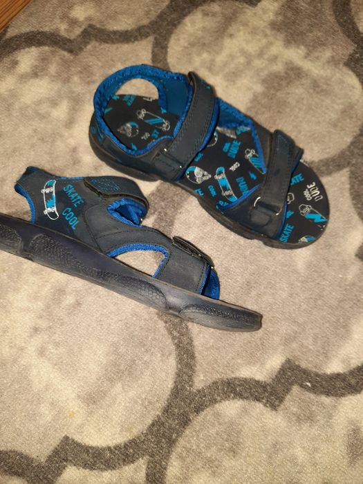 Сандалии на подростка