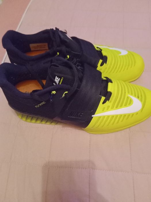 Adidași Nike Romaleos 3