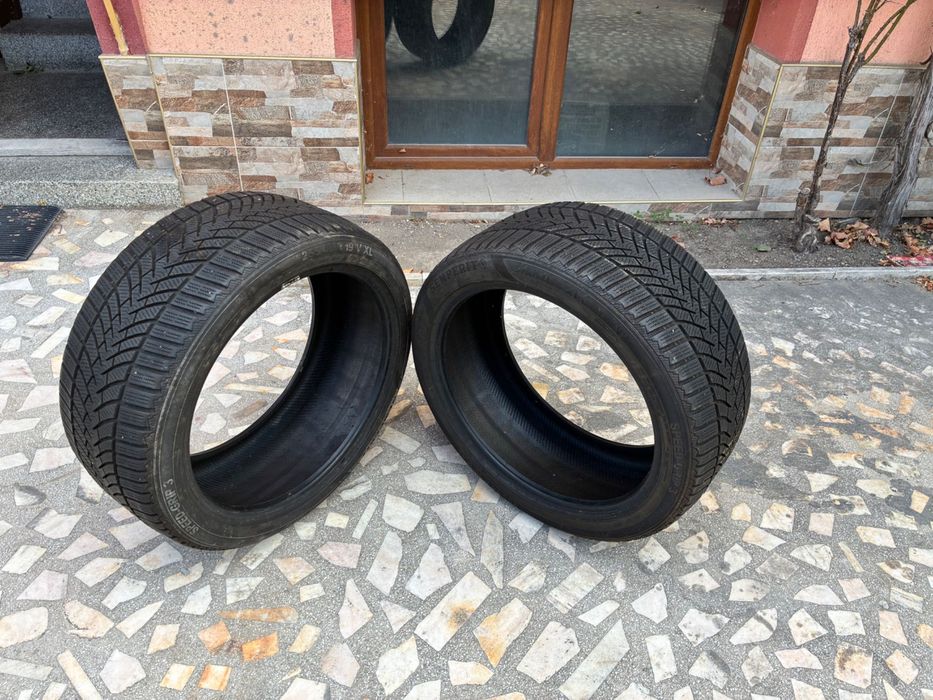 Зимни гуми Semperit 255/40/19