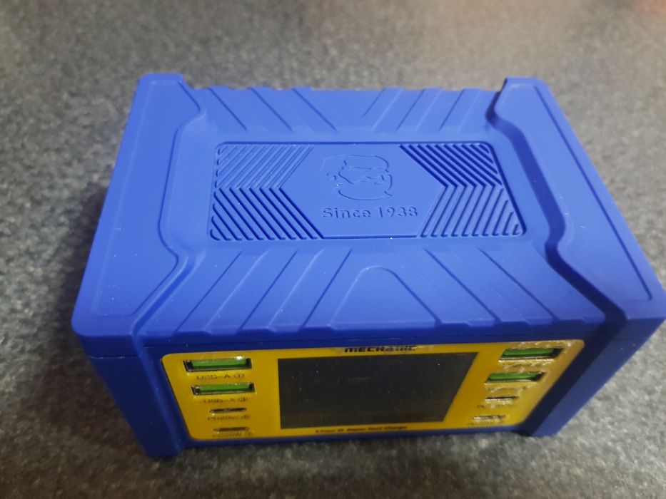 Încărcător de birou Mechanic