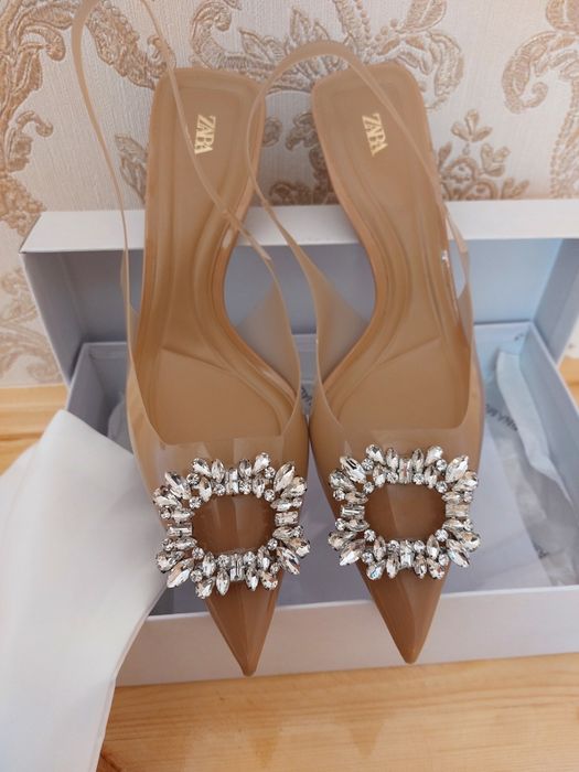 Продаётся обувь от Zara,