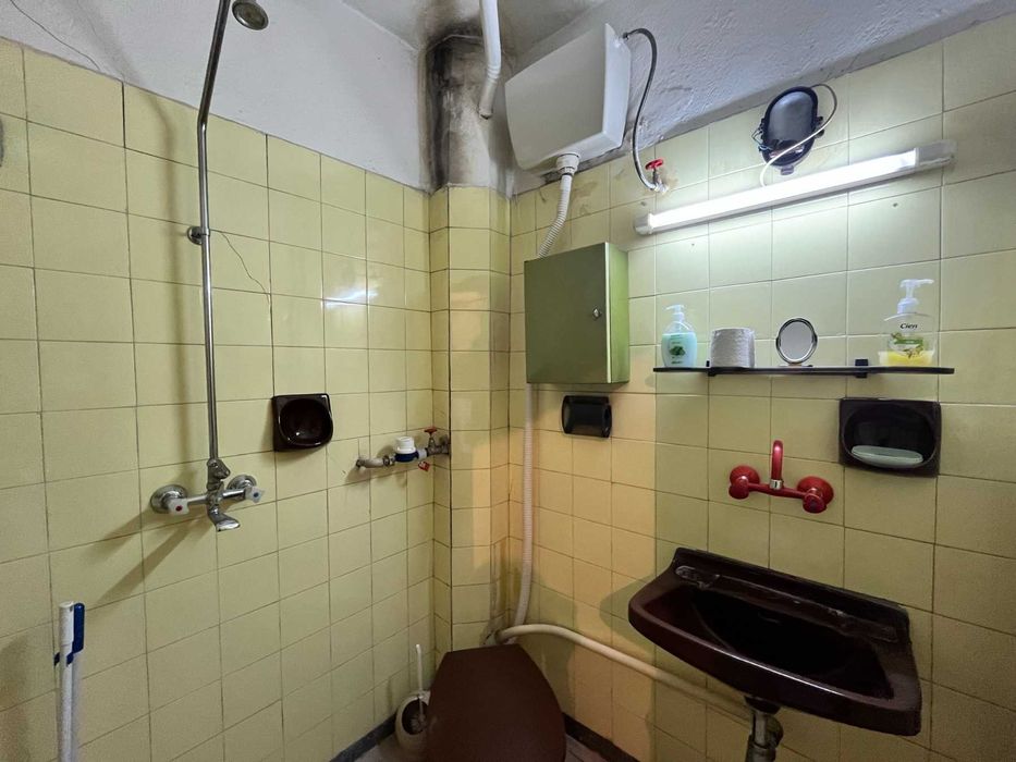 Продава се Двустаен апартамент в Габрово, Център - 66 кв.м за 958 €/кв.м - Снимка #3