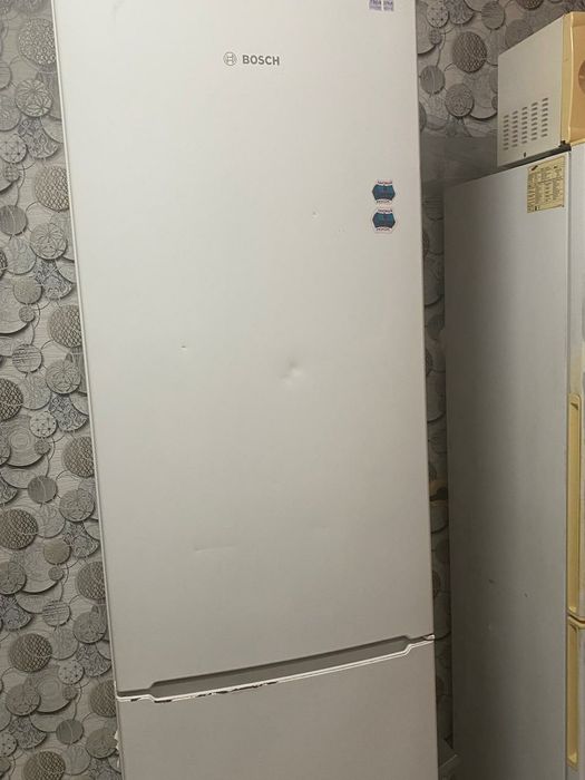 Холодильник  Bosch
