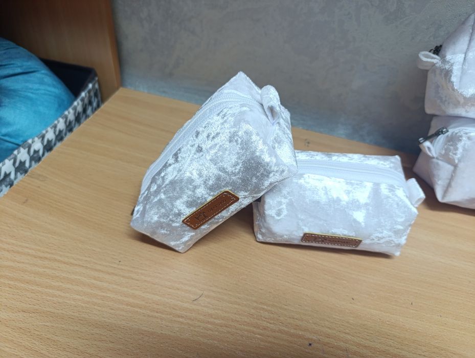 Косметички и кошельки на подарок