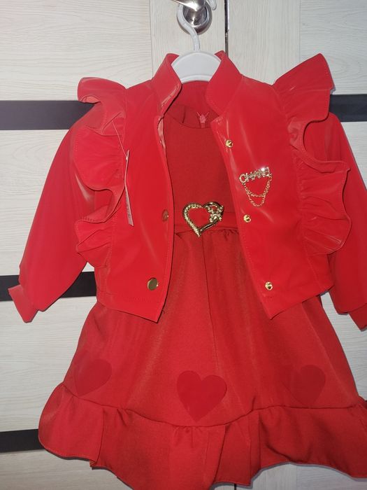 платья новая на 2 годика