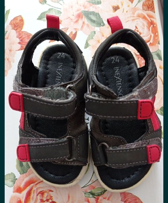 Încălțăminte pentru copii