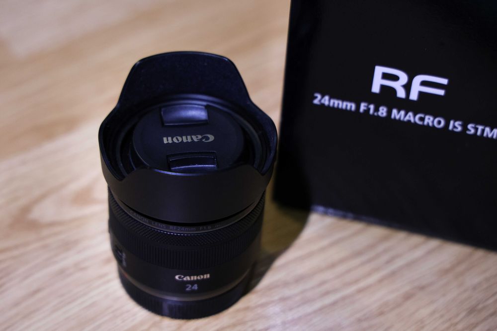 Canon RF 24mm F1.8 IS STM Macro Obiectiv Foto Mirrorless + Parasola