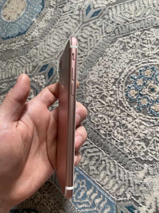 Iphone 7 gb 32,розовый