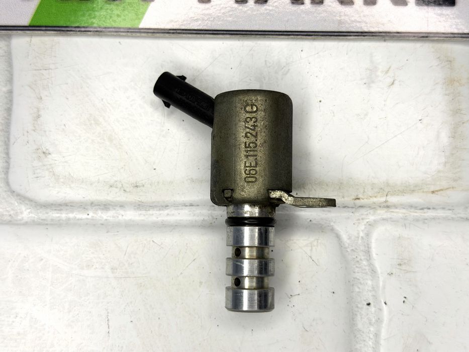 Клапан налягане масло AUDI 3.0TFSI 06E115243G