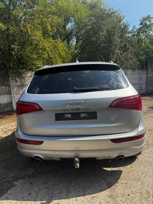 Dezmembrez Audi Q5 8R 3.0 tdi CCW 2010