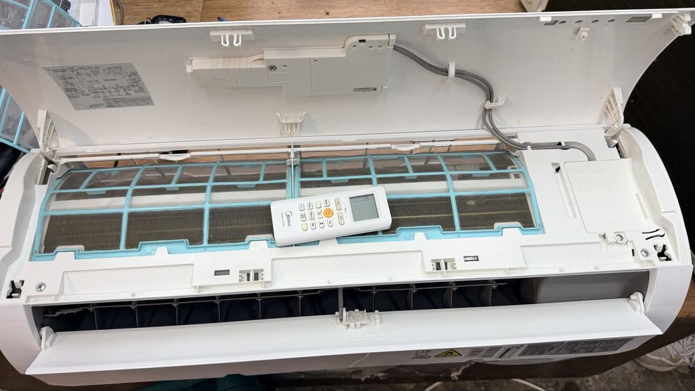 Midea 12000btu invertor