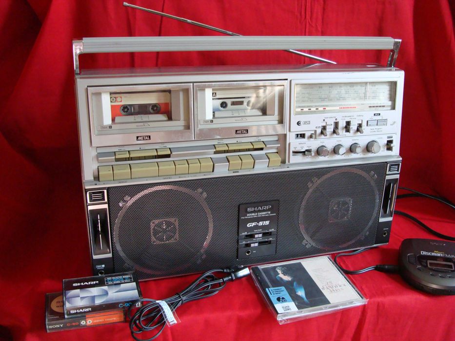 SHARP GF - 515 Z  1982 год  Made in Japan. ORIGINAL Редкий.