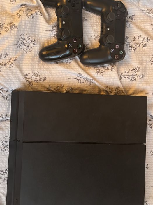 Продам пс4,плейстейшен 4,Playstation 4