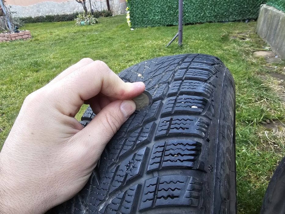 Зимни гуми 185/65 R15 Goodyear Ultragrip 3