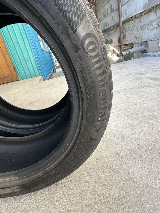 235/50/19 комплект 4 резины