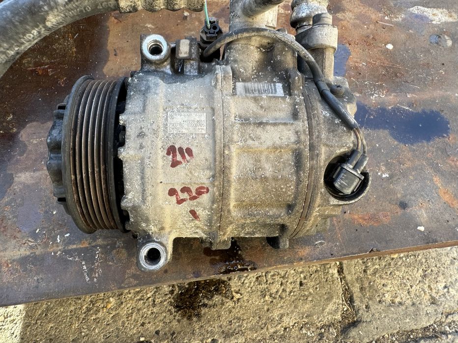 Климатичен компресор за Mercedes E220 cdi W211