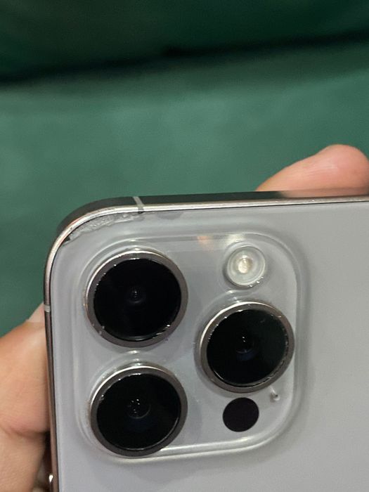 Iphone 15 pro      Гарантияси блан