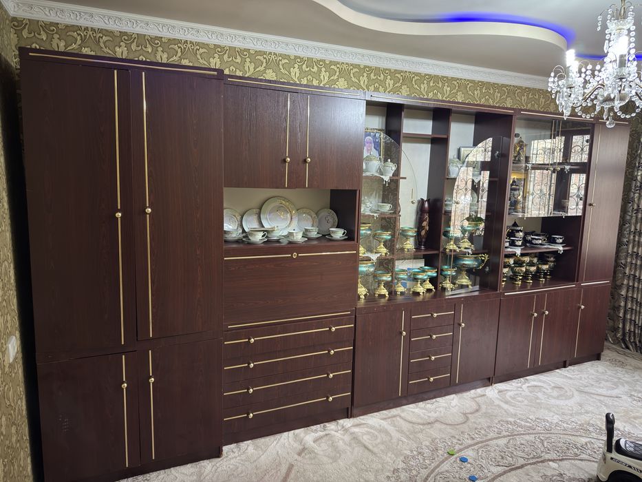 Стенка продаётся