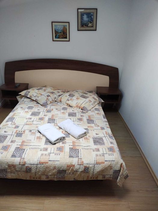 Cazare, masa inclusa, 100 de lei/zi de persoana in Azuga, la zapada